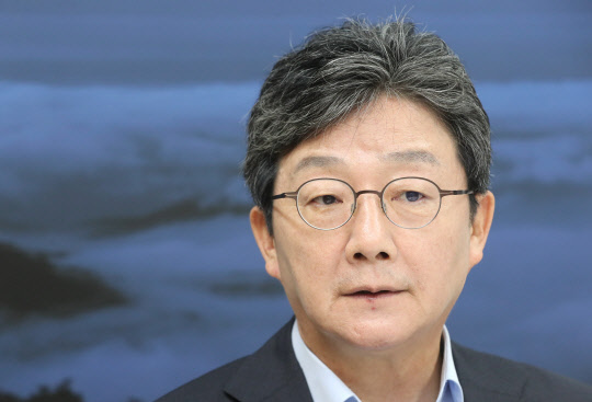 지난 7월21일 국민의힘 대권주자인 유승민 전 의원이 서울 여의도 희망22 사무실에서 연합뉴스와 인터뷰하고 있다.연합뉴스